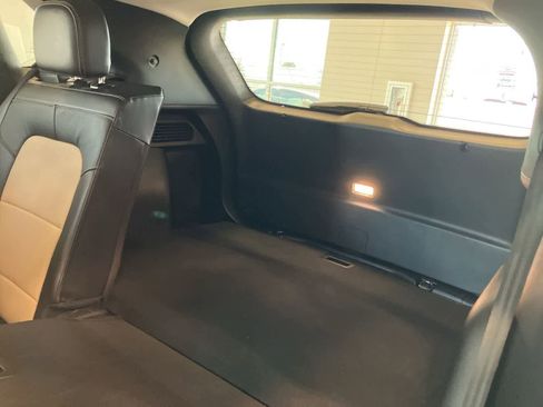 Certified 2021 Ford Escape Titanium w/ Titanium Elite Package image 31