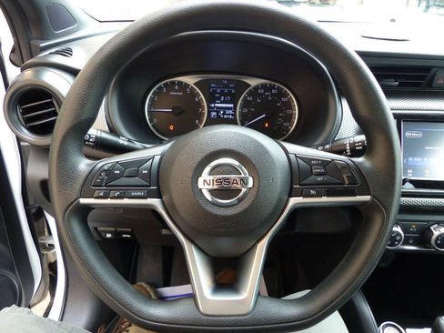 Used 2020 Nissan Kicks S FWD image 42