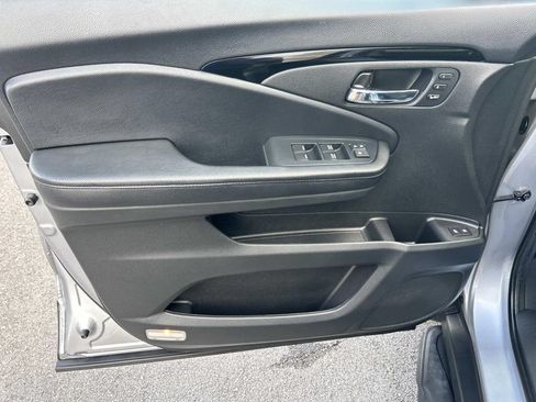 Used 2022 Honda Pilot Elite image 33
