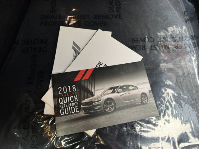 Used 2018 Dodge Charger SRT w/ Harman/Kardon Audio Group RWD image 21