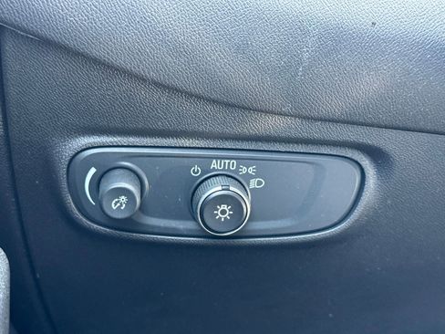 Used 2024 Chevrolet Equinox LT AWD/4WD image 34