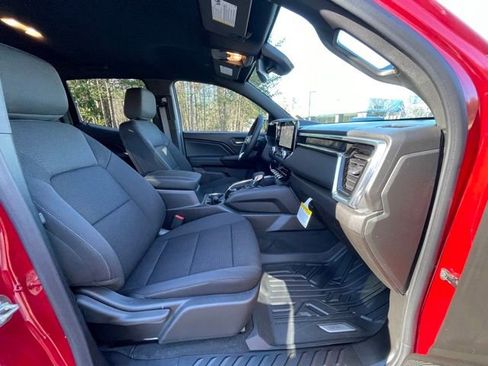 New 2026 GMC Canyon Elevation w/ Convenience Package image 24