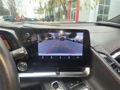 Used 2021 Chevrolet Corvette Stingray Premium Conv w/ Z51 Performance Package image 17