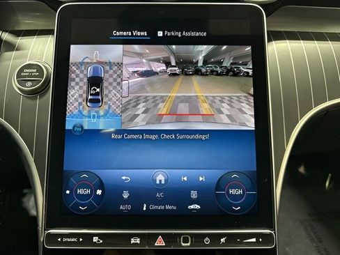 Used 2025 Mercedes-Benz C 300 4MATIC Sedan image 26