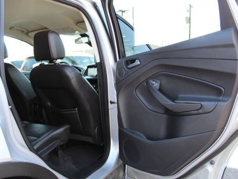 Used 2017 Ford Escape Titanium FWD image 19