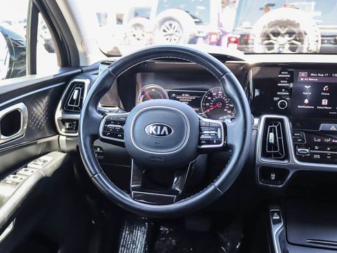 Used 2021 Kia Sorento EX FWD image 14