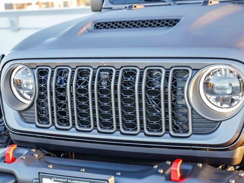 New 2026 Jeep Wrangler Unlimited Rubicon AWD/4WD image 6