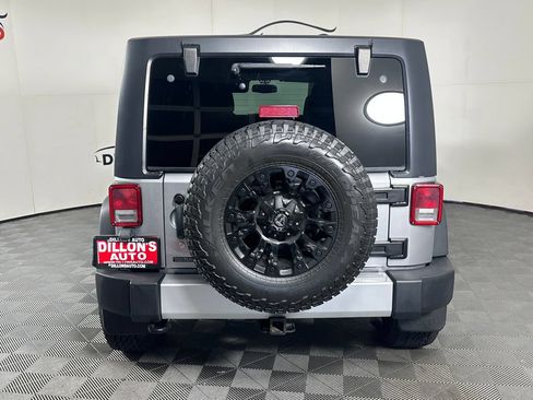 Used 2013 Jeep Wrangler Unlimited Sport AWD/4WD image 5