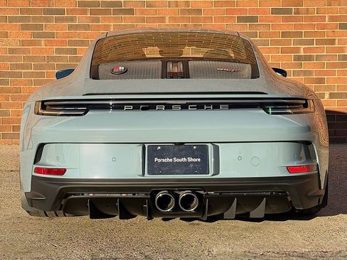 Certified 2024 Porsche 911 GT3 RS image 6