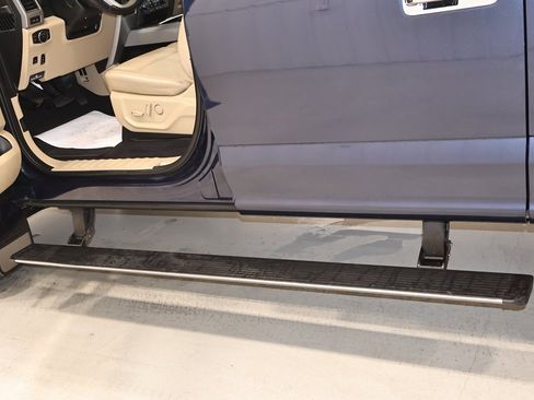 Certified 2019 Ford F350 Lariat w/ Lariat Ultimate Package image 45