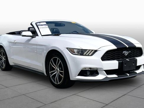 Used 2017 Ford Mustang Premium RWD image 3