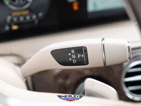 Used 2019 Mercedes-Benz S 560 4MATIC Sedan image 26