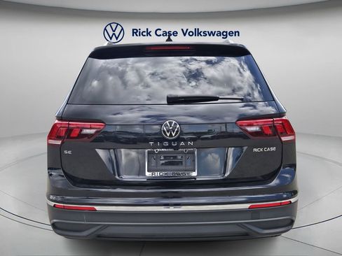 Used 2023 Volkswagen Tiguan SE image 6