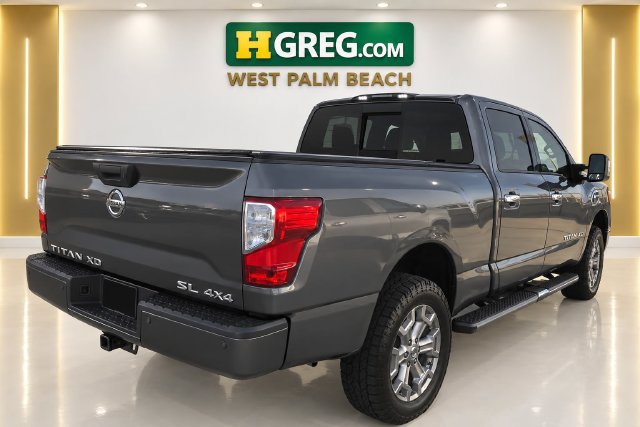 Used 2016 Nissan Titan SL AWD/4WD image 6