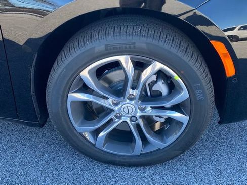 New 2026 Chrysler Pacifica Pinnacle AWD/4WD image 10