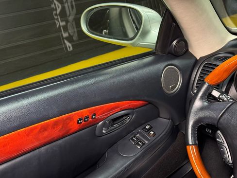 Used 2005 Lexus SC 430 Convertible image 20