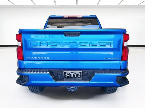 Used 2023 Chevrolet Silverado 1500 Custom RWD image 5
