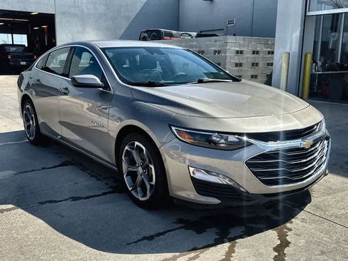 Used 2024 Chevrolet Malibu LT FWD image 6