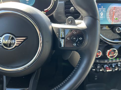 Used 2022 MINI Cooper S image 20