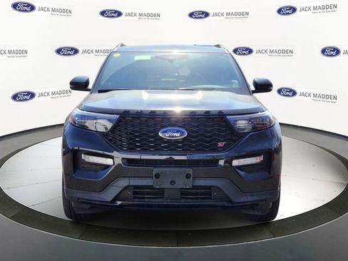 Used 2017 Ford Explorer Sport w/ Equipment Group 401A image 8