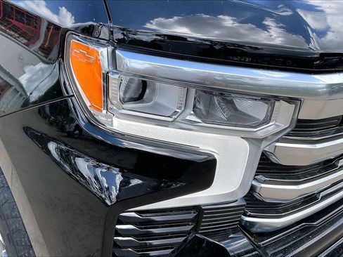 Certified 2024 Chevrolet Silverado 1500 High Country AWD/4WD image 27