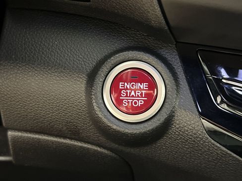 Used 2017 Honda Accord EX-L image 35