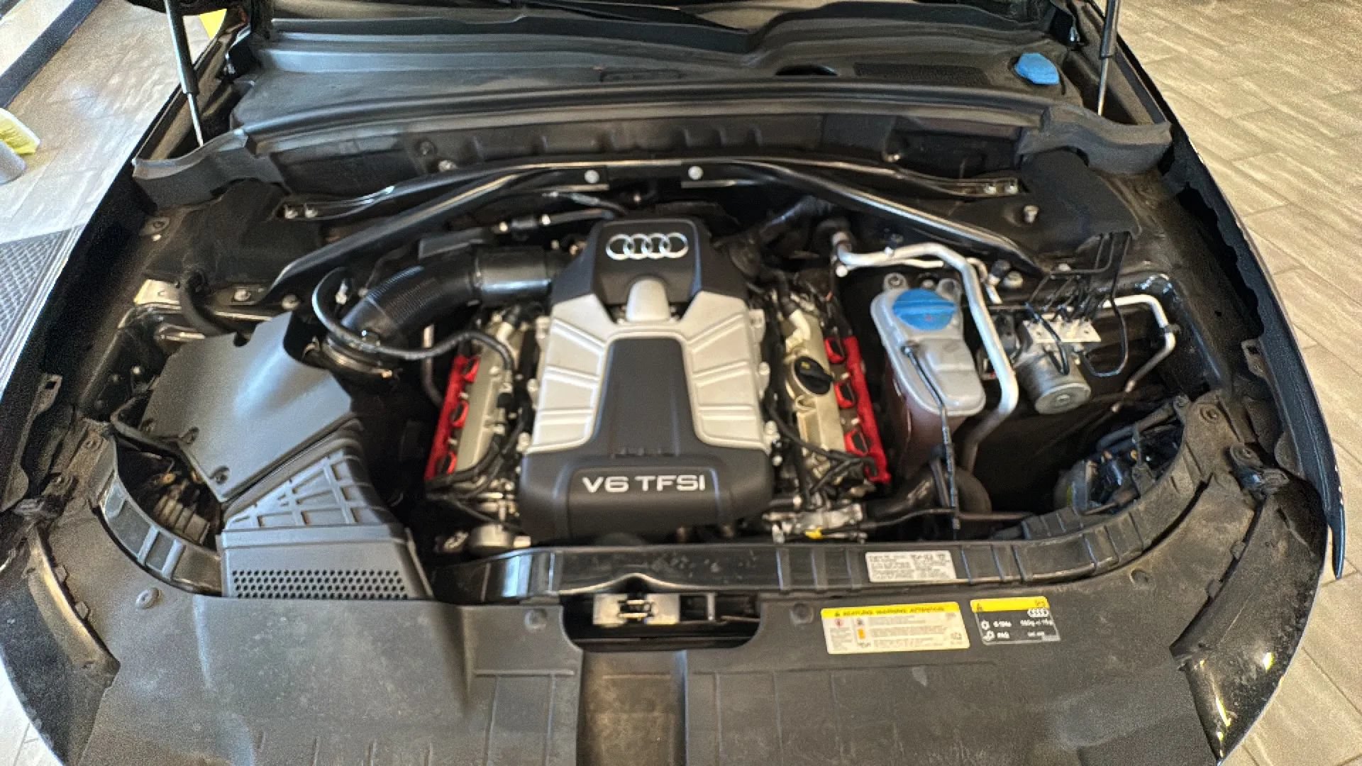 Used 2014 Audi Q5 3.0T Prestige AWD/4WD image 37