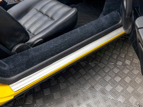 Used 1988 Ferrari 328 GTS image 40