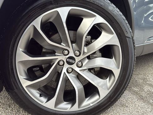 Used 2025 Lincoln Aviator Reserve w/ Illumination Package image 9