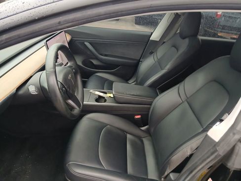 Used 2018 Tesla Model 3 Long Range image 10