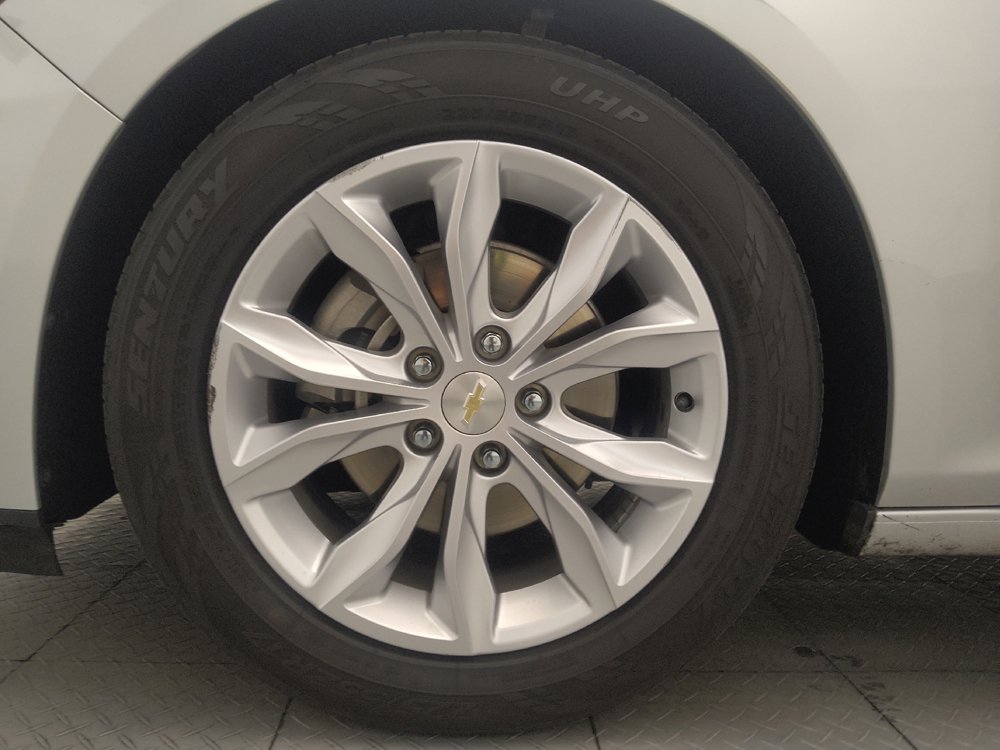 Used 2020 Chevrolet Malibu LT FWD image 31