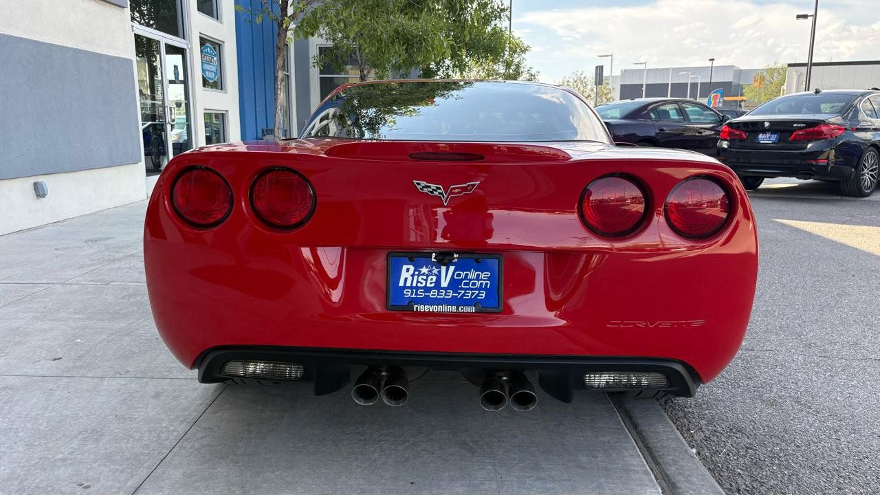 Used 2007 Chevrolet Corvette Coupe RWD image 11