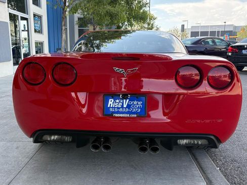 Used 2007 Chevrolet Corvette Coupe RWD image 11
