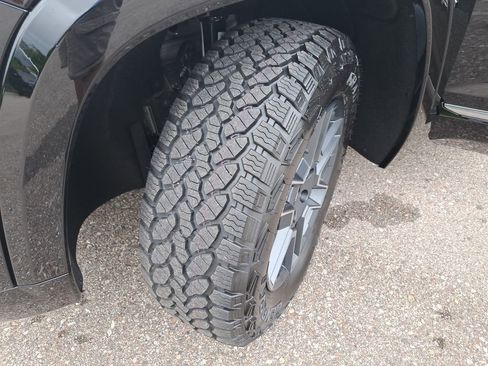 New 2026 GMC Terrain AT4 w/ LPO, Floor Liner Package image 37