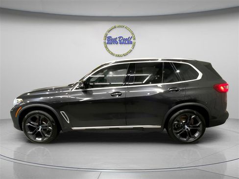 Used 2019 BMW X5 xDrive40i w/ Premium Package 2 image 2