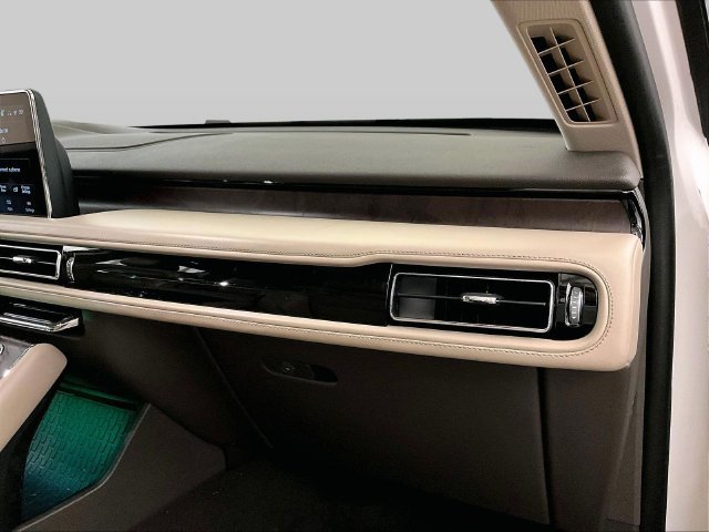 Used 2021 Lincoln Aviator Grand Touring w/ Equipment Group 301A AWD/4WD image 15
