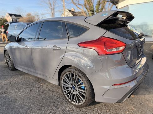 Used 2017 Ford Focus RS image 3