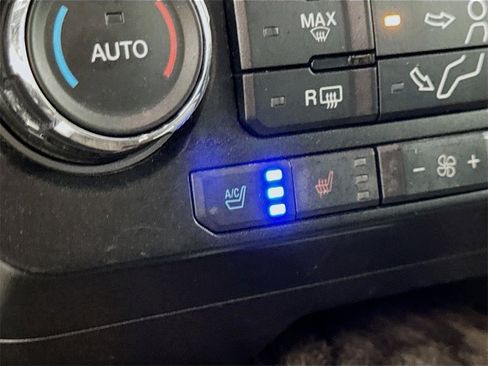 Used 2017 Ford F350 Lariat w/ Lariat Value Package image 19