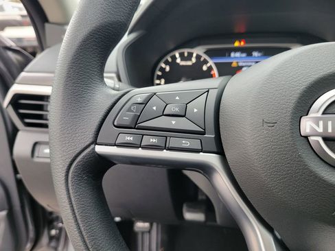 Used 2025 Nissan Altima 2.5 SV w/ SV Special Edition Package image 22