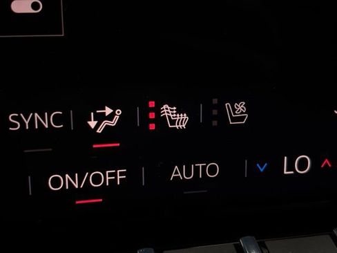 New 2026 GMC Yukon Denali w/ Denali Reserve Package image 7