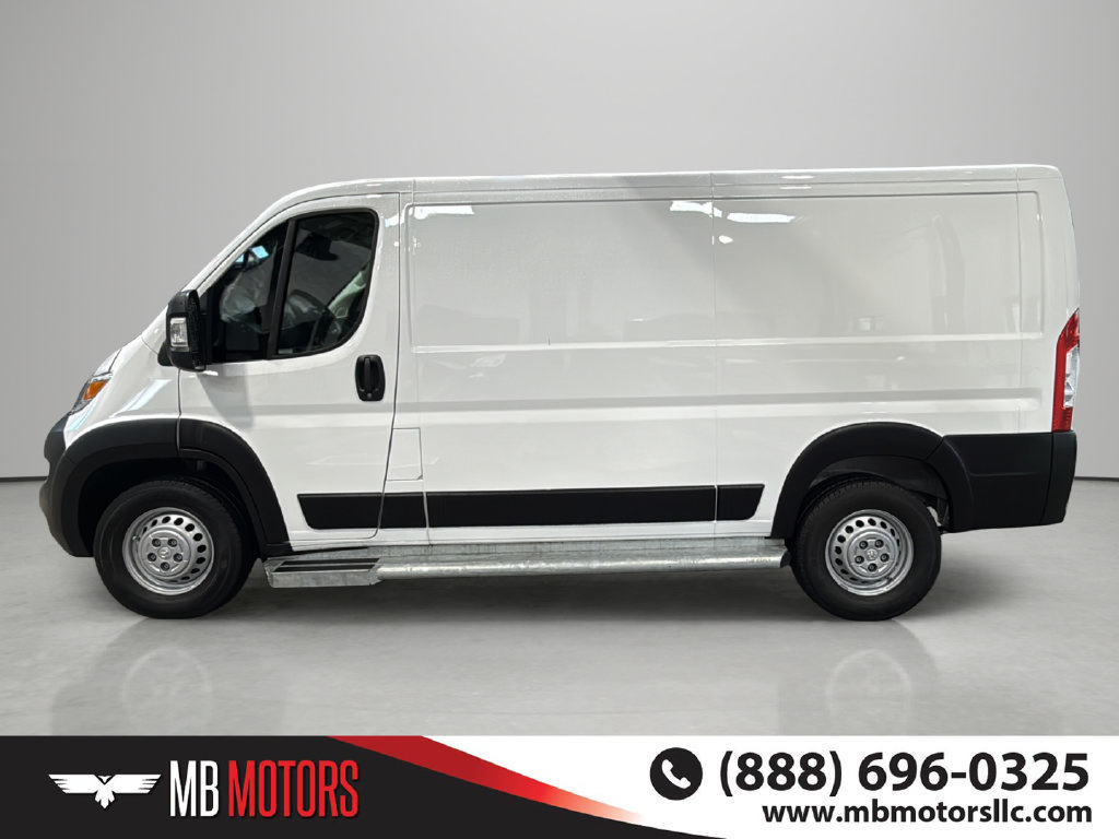 Used 2025 RAM ProMaster 2500 w/ U-Haul Equipment Group FWD image 2