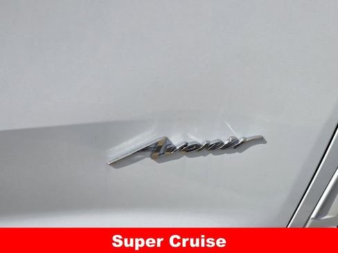 New 2026 Buick Enclave Avenir w/ Super Cruise Package FWD image 10