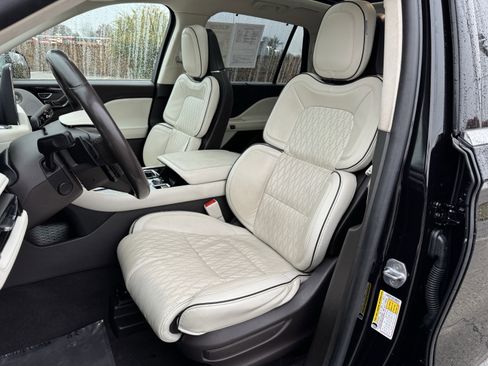 Used 2022 Lincoln Aviator Black Label w/ Dynamic Handling Package image 27