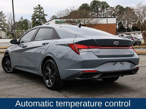 Used 2021 Hyundai Elantra SEL w/ Convenience Package image 5