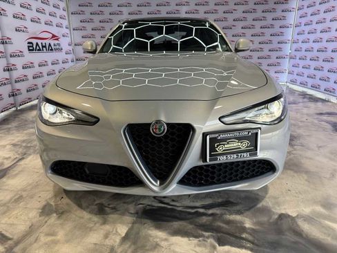 Used 2021 Alfa Romeo Giulia Sprint w/ Sun & Sound Package image 3