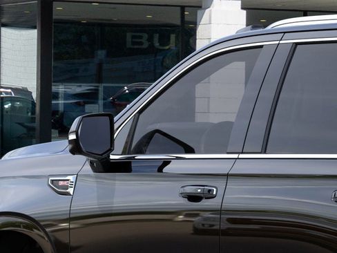 New 2026 GMC Yukon Elevation image 15