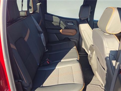 New 2026 GMC Canyon AT4 image 17