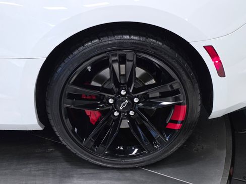 Used 2023 Chevrolet Camaro SS w/ Redline Edition RWD image 39