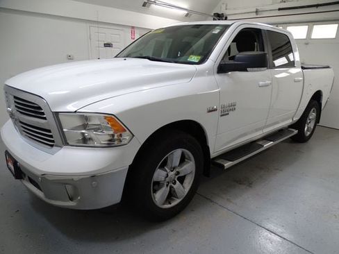 Used 2019 RAM 1500 Big Horn AWD/4WD image 16