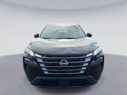 Used 2024 Nissan Rogue SV FWD image 9